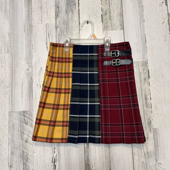 Skirt  - Picture 1 of 7